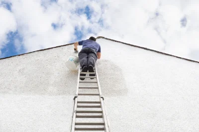 Peinture extérieure à Roches — façades et ravalement